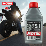 ÓLEO FLUÍDO DE FREIO E EMBREAGEM MOTUL BRAKE FLUID DOT 5.1 SINTÉTICO 500ML